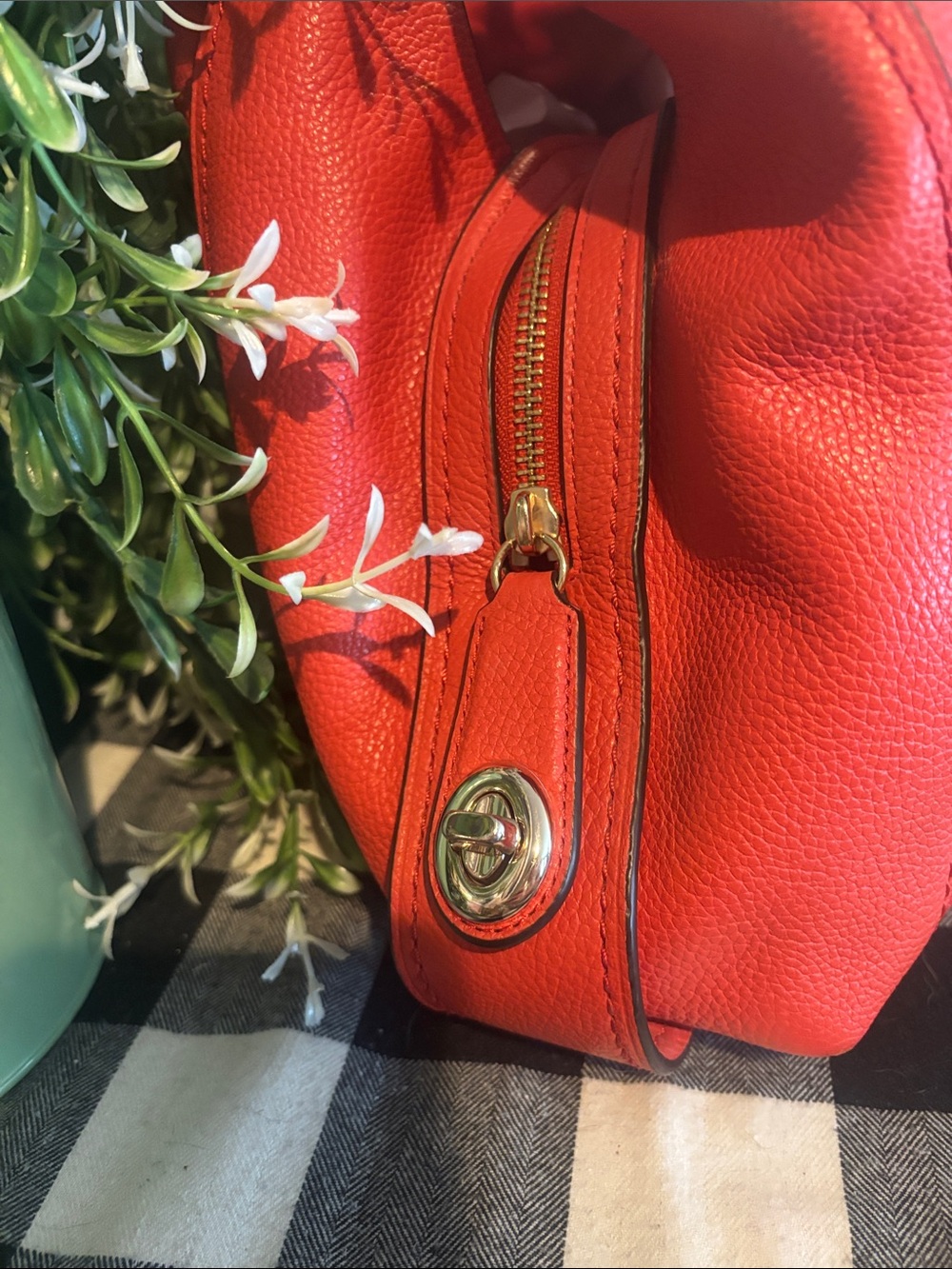 Coach Edie Shoulder Bag - Picture 3 of 10